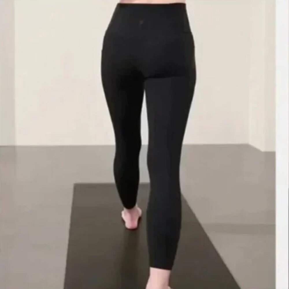 Athleta Salutation 7/8 tight legging Black High-Waisted Leggings XS pocket